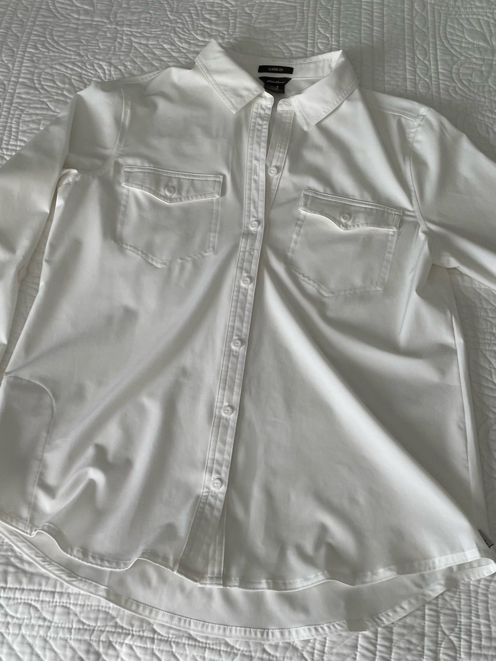 Eddie Bauer Men’s White Button-Down Shirt with Chest Pockets